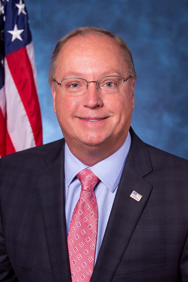 Rep. Jim Hagedorn headshot