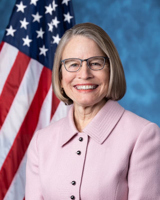 Rep. Mariannette Miller-Meeks headshot