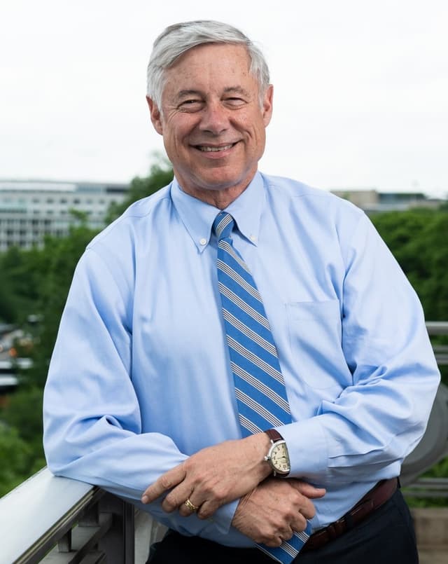 Rep. Fred Upton headshot