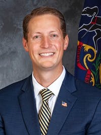 Rep. Robert W. Mercuri headshot